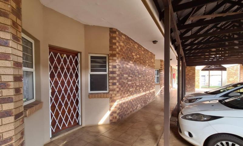 2 Bedroom Property for Sale in Dassie Rand North West